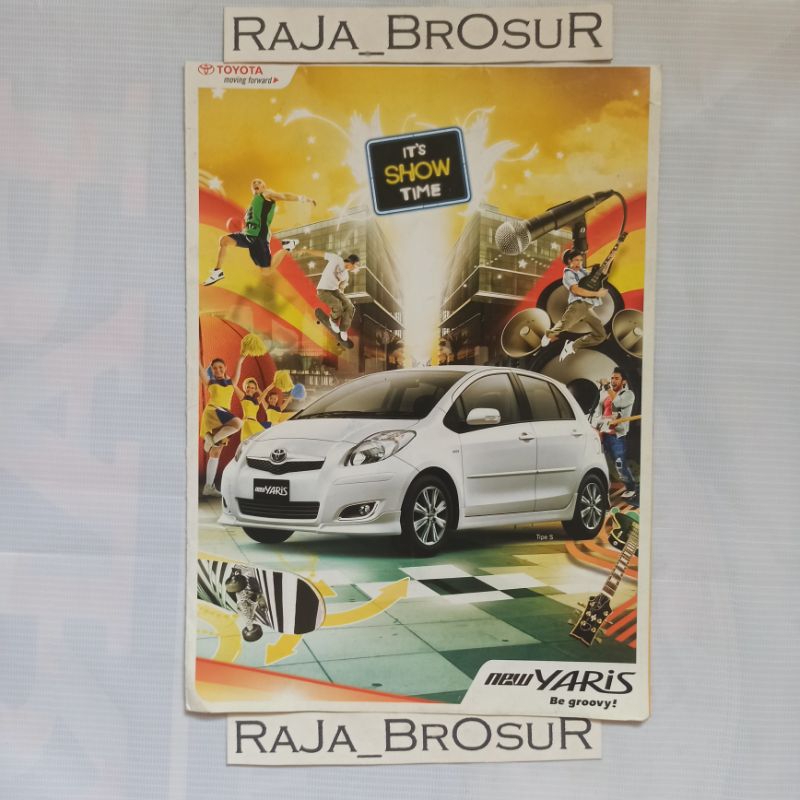 Poster brosur katalog leaflet Toyota Yaris 2010