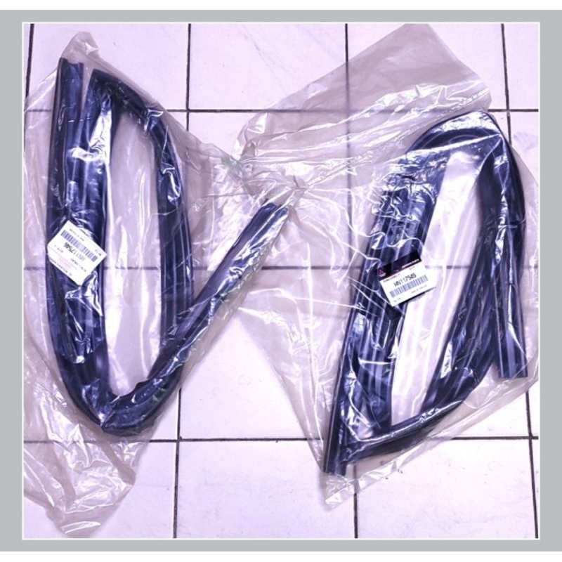 Aret Aca Pintu Depan Trada Triton 20072014 Aret