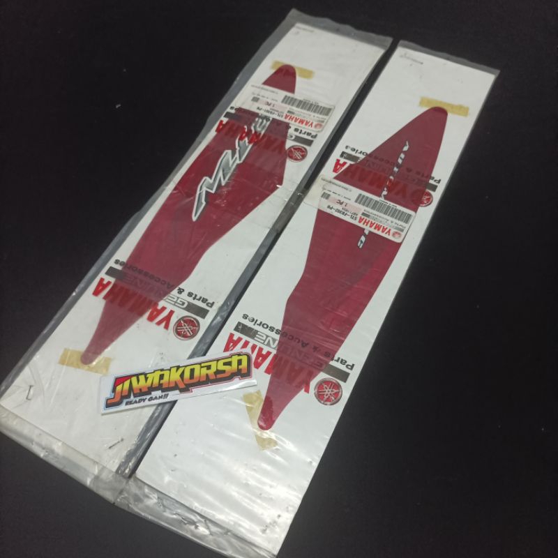Striping Stiker Sticker Grapict List Body Bodi Tameng Depan Yamaha Mio Sporty 2007 Merah Maron Marun