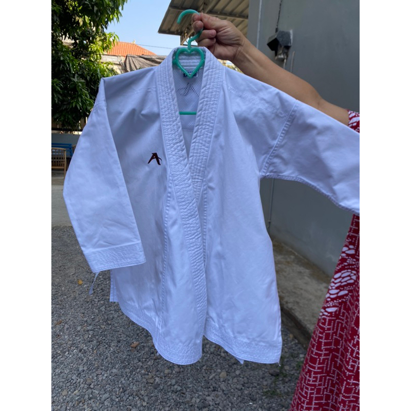 baju karate arawaza amber preloved terawat mulus size 1/140