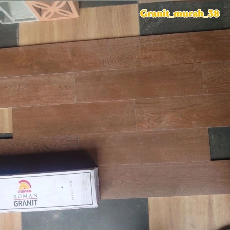 granit 15x60 motif kayu