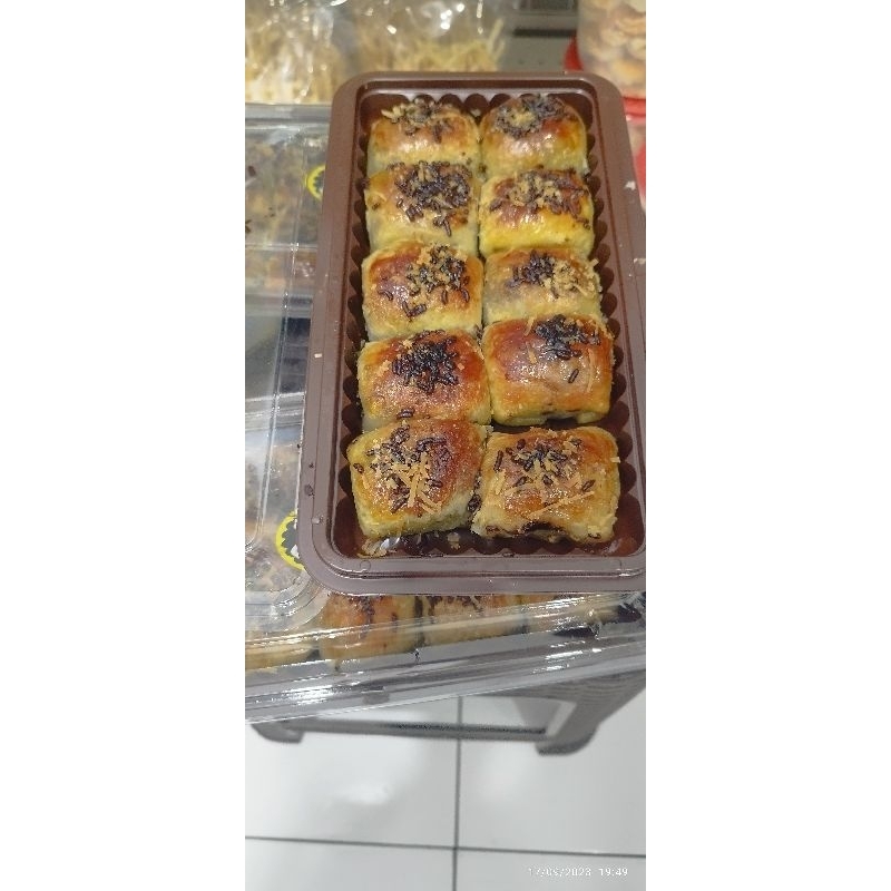 BOLEN BILA Lumer coklat isi 10 pcs