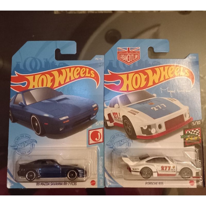 Hotwheels Paket Porsche 935 & '89 Mazda Savanna Rx-7 FC3S