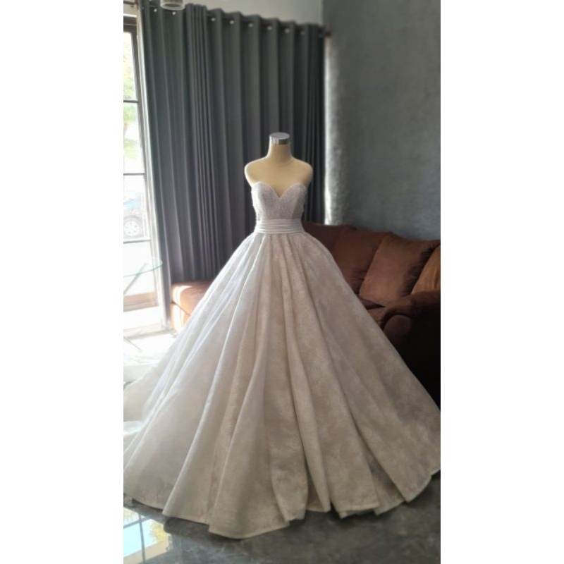 Preloved Wedding Dress