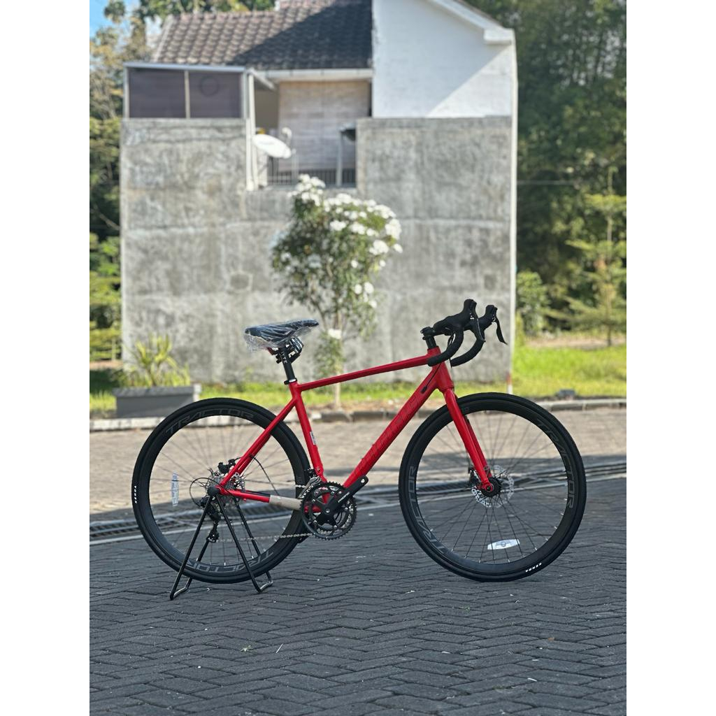 ROADBIKE PACIFIC TRACTOR 7.0