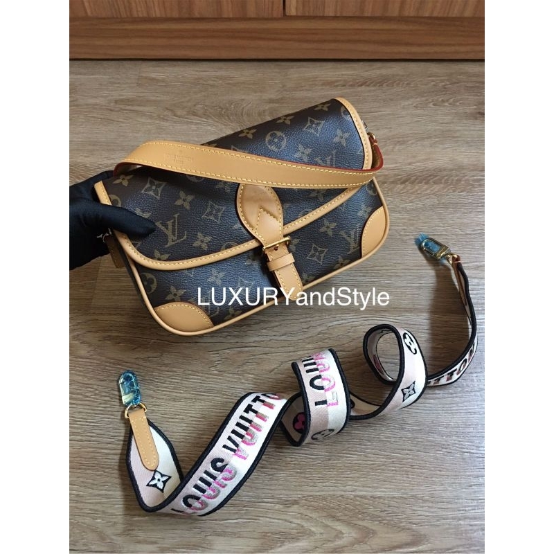 LUXURYandStyle Tas Branded Import Diane Bag Monogram