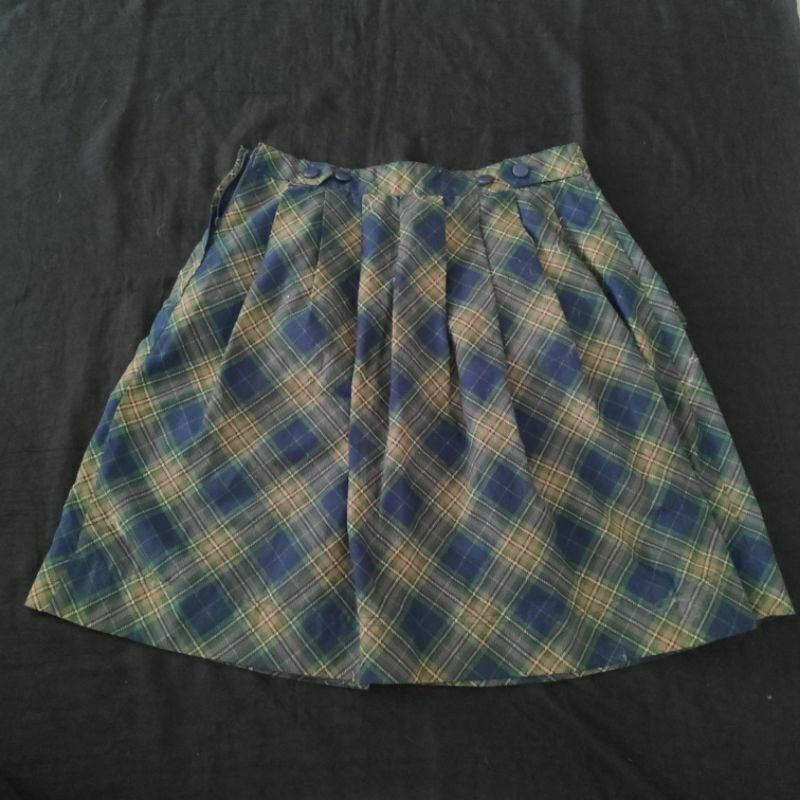 Rok Kotak-kotak Mini Skirt