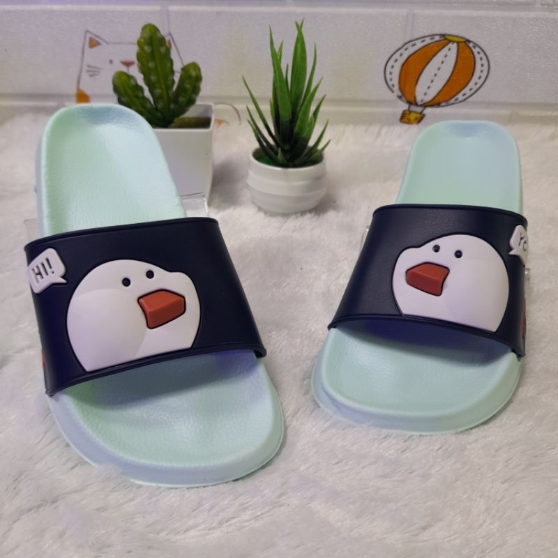Sandal anak perempuan slop karakter bebek 30-35 1023