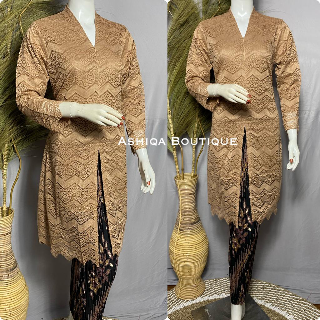 Kebaya tunik / Kebaya brukat / Kebaya / Kebaya Favorite / Batik /  Cod / Kebaya brukat sabrina