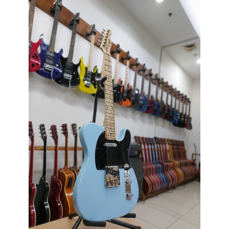 gitar elektrik listrik Fender telecaster blue