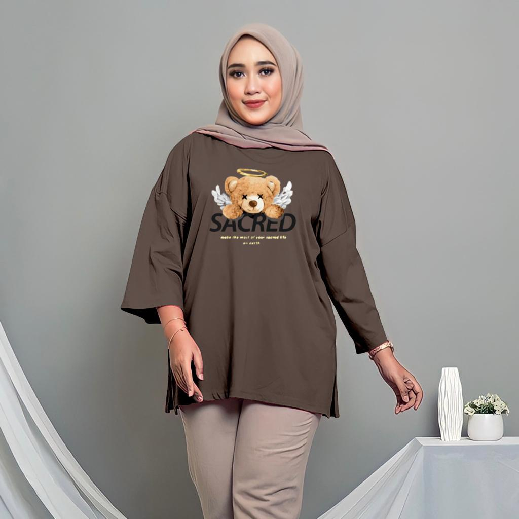 kaos wanita oversize bermotif jumbo ld 120 cm - ld 140 cm/kaos layla