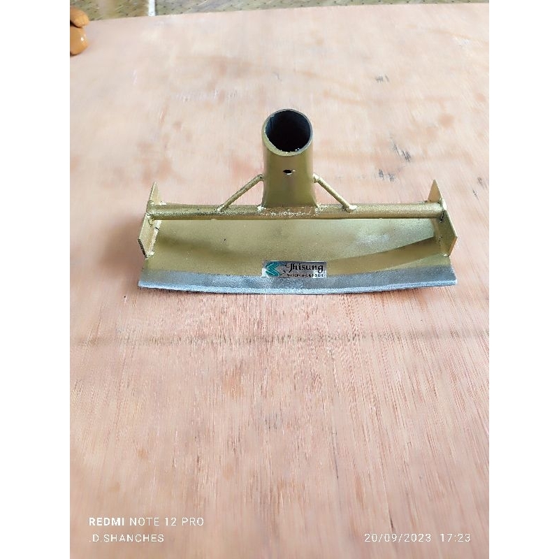 cangkul penyiang rumput,gulma&piringan sawit