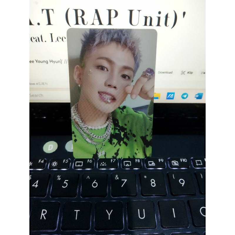 wts pc treasure choi hyunsuk | hyunsuk selca blue ver tss chap2