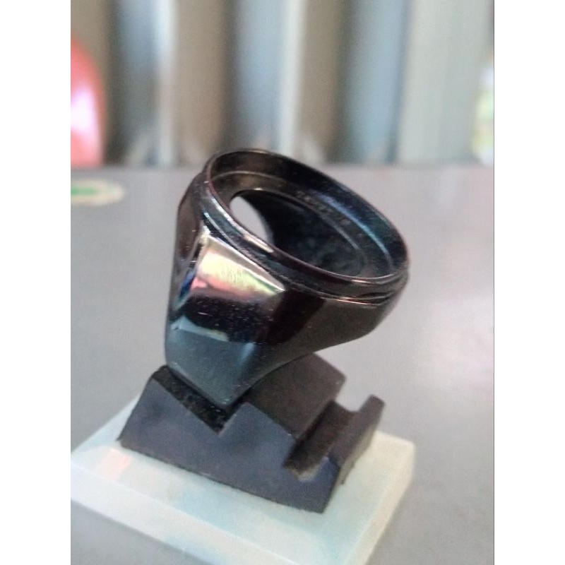 Emban titanium hitam dim 20x15