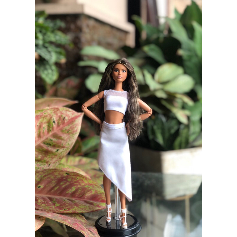 Barbie Looks Lina