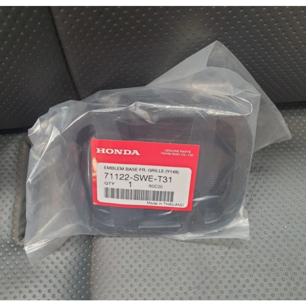 ROXYNDO10 - Dudukan hitam emblem H Honda CRV 2010-2012 Original