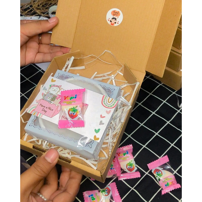 

Gift Box/Kado Isi Mangkuk Masker Kecil