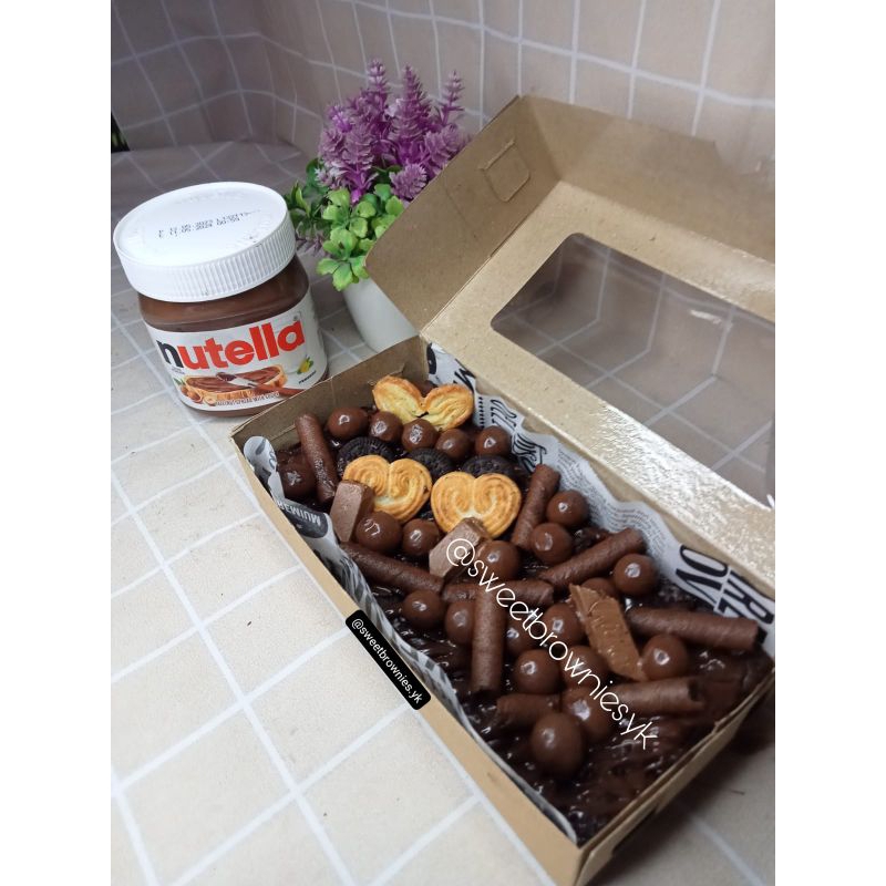 

Fugy Brownies Shiny Crush Choco Series/Brownies Ultah/Brownies Hampers