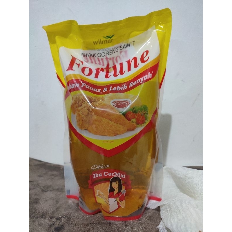 

Minyak Goreng Refill Fortune 2 liter Sunco Minyak Goreng Pouch