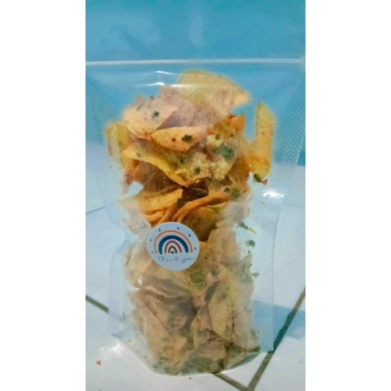 

Kripik Talas Dan Pangsit Gulung Rasa-rasa