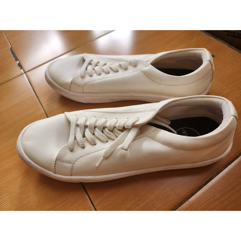 Sepatu Putih Pria Elvra