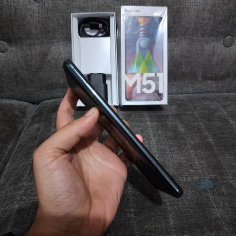 samsung M51 8/128 batre 7000 mAH langka