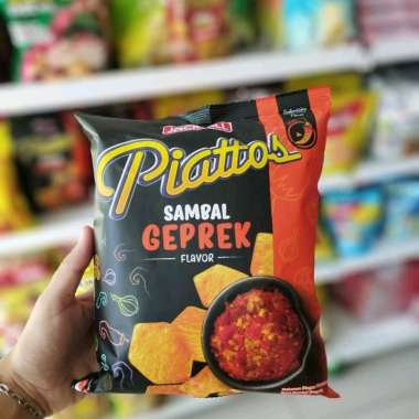 

PIATTOS Snack Kentang Sambal Geprek Pack 68gr