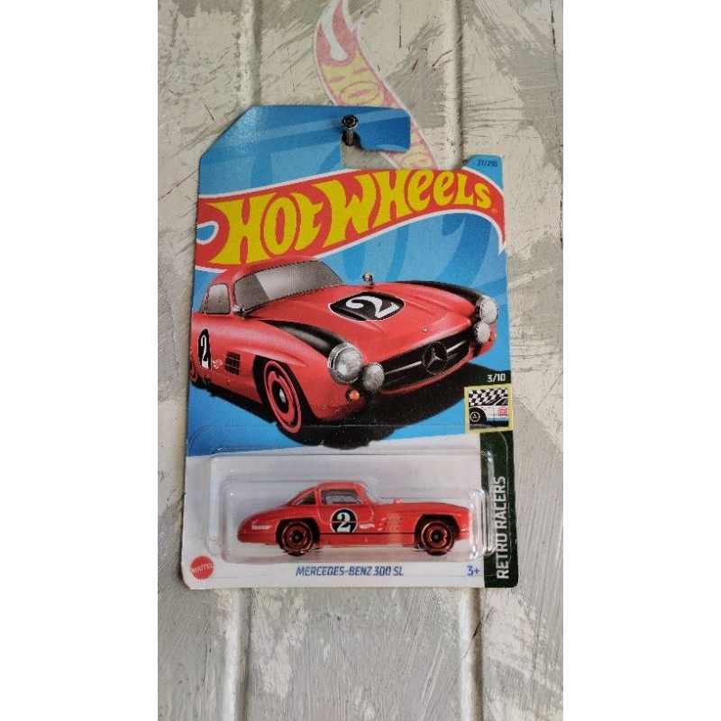 Hotwheels Mercy 300 SL