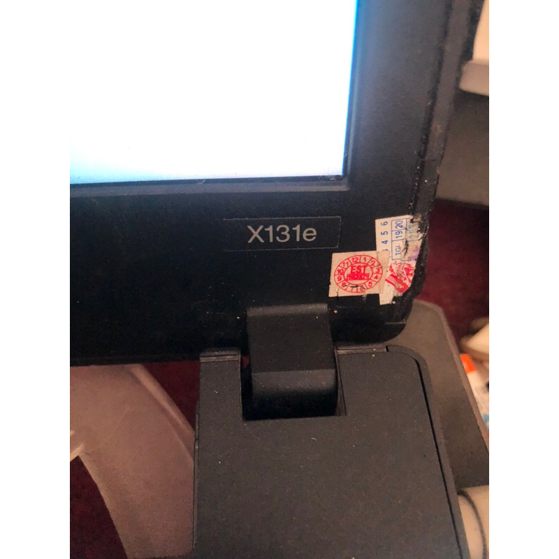 Laptop Lenovo ThinkPad X131e murah (baca desk)
