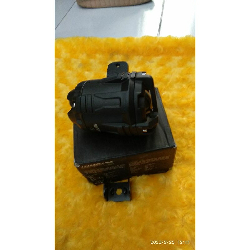 lampu sorot Q8 luminos