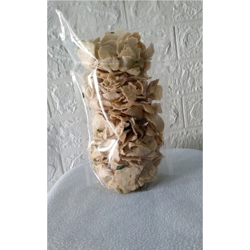 

Basreng Ikan Tenggiri daun jeruk 250gr