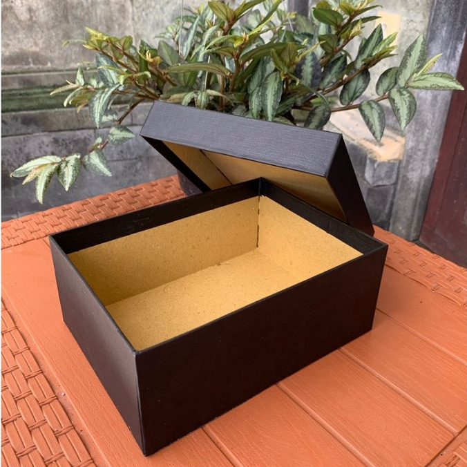 

kotak kado gift box hitam hadiah ukuran free request | Gift Box / Kotak Hadiah / Kotak Box polos, tanpa pita | Kotak Sovenir | giftbox / hardbox / hardbox hampers / box kado / kotak kado/ kotak souvenir / box costum | HAMPERS BOX / BOX HADIAH