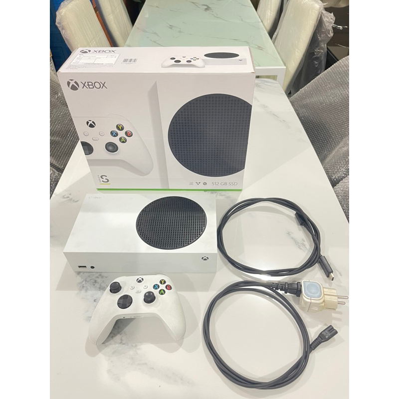 XBOX Series S Ori second / bekas + FC 24 Ultimate edition