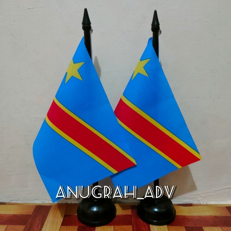 

tiang kayu bendera meja REPUBLIK DEMOKRATIK KONGO