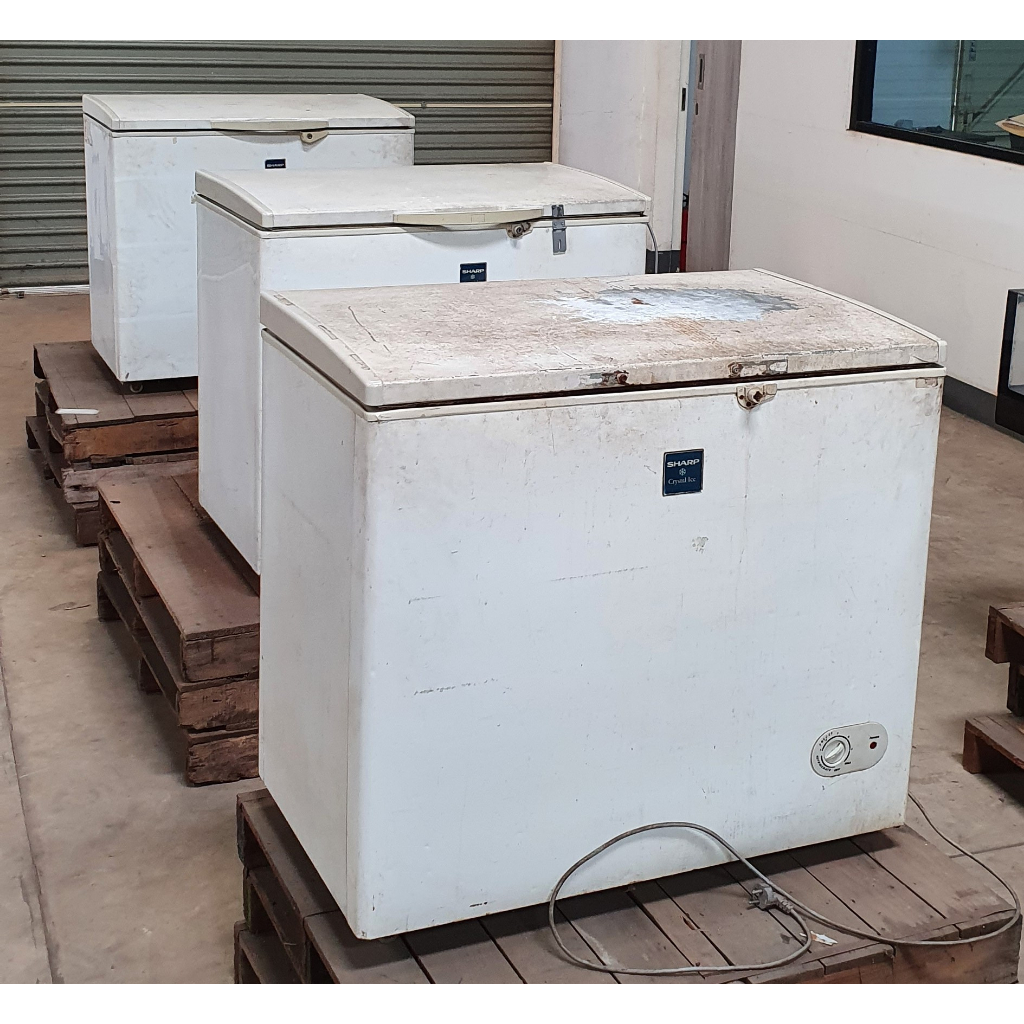 SHARP FRV 200 Chest Freezer Kulkas Pendingin