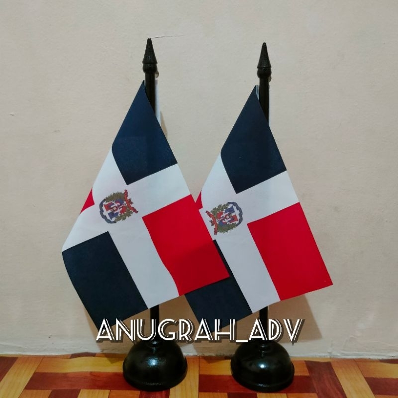 

tiang kayu bendera meja REPUBLIK DOMINIKA