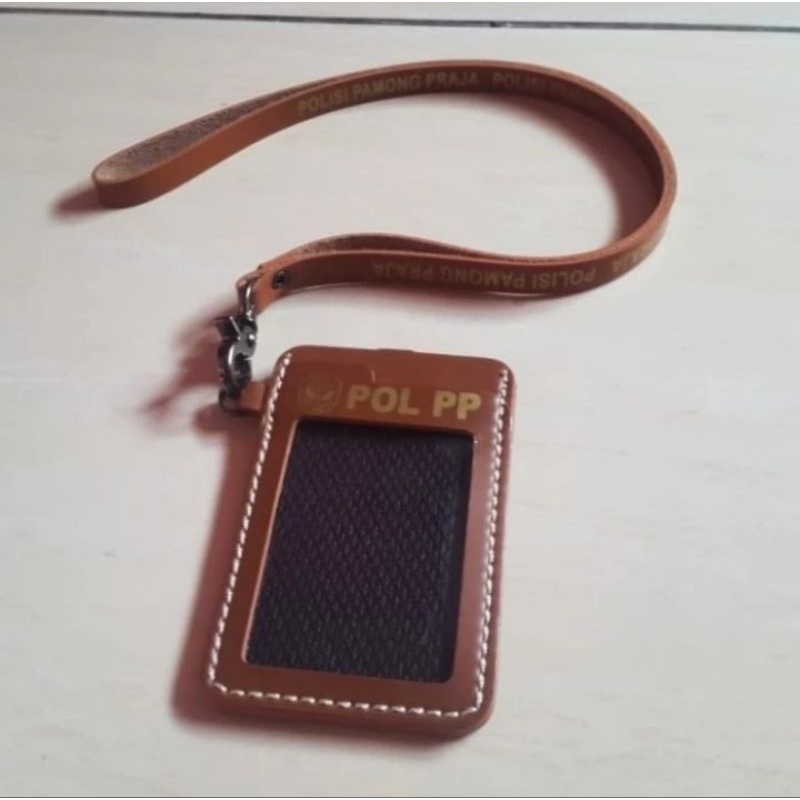 

HOLDER KALUNG ID CARD LOGO MABES POL PP COKLAT BEST QUALITY PREMIUM