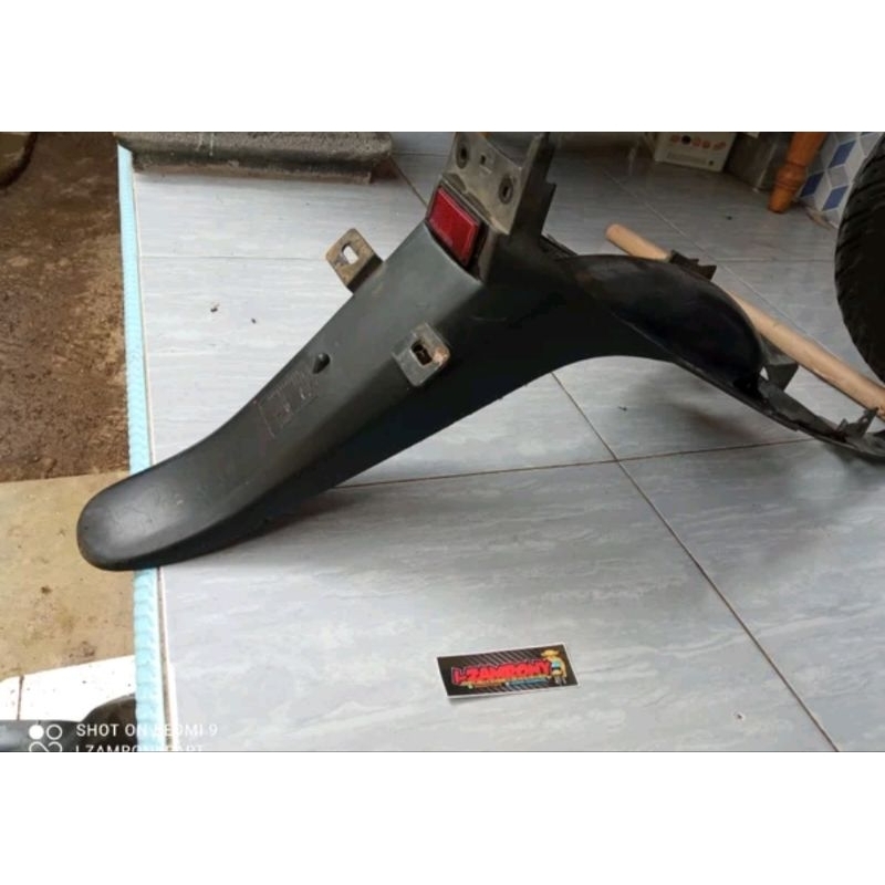 spakbor belakang Nouvo lele