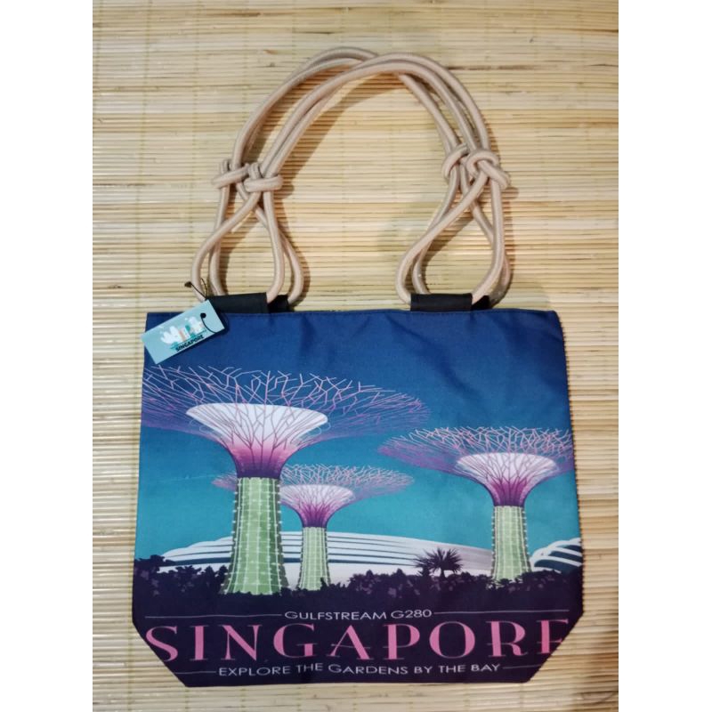 Totebag Singapore | Tas Oleh Oleh Singapore | Tas Singapore | Tas Souvenir Singapore