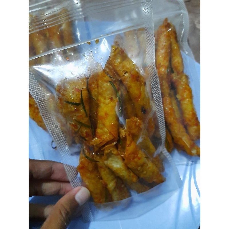 

Keripik Selimut (Pangsit)