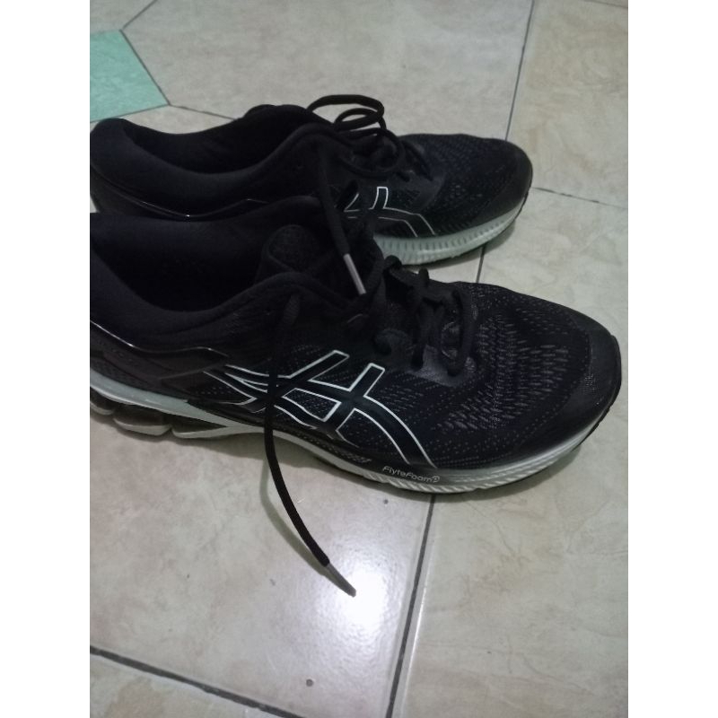 asics gel kayano 26