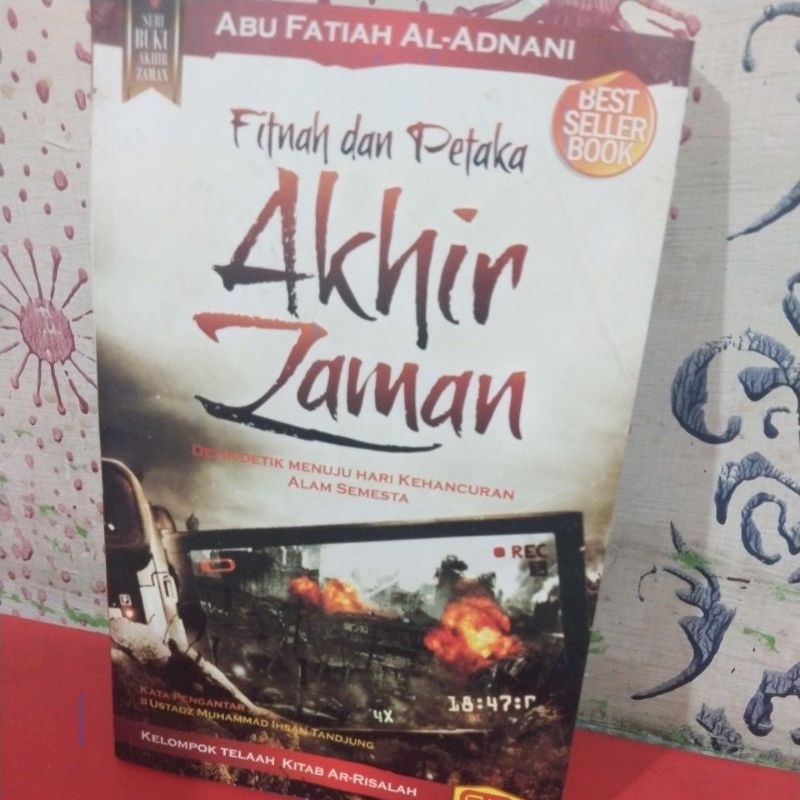 seri buku akhir zaman Fitnah dan Petaka Akhir Zaman
