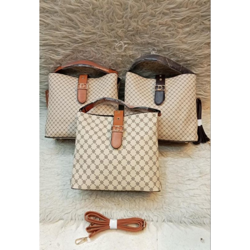 Tas fashion wanita uk 24