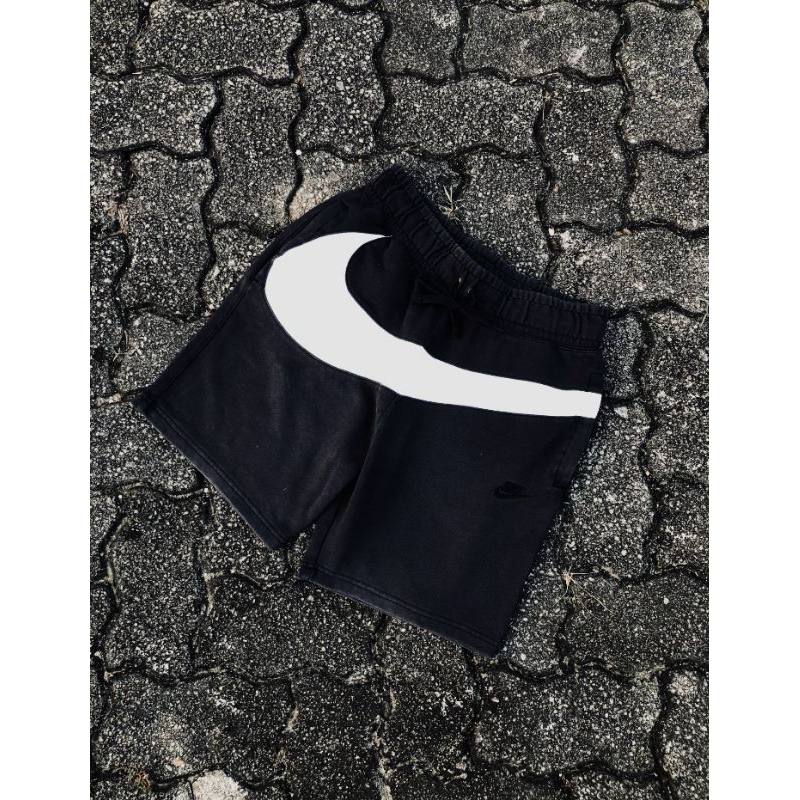 Celana Pendek Nike Big Swoosh Full Tag