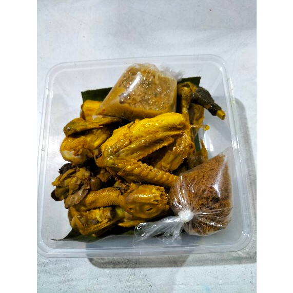 

Ayam Kampung Goreng Kremes 1ekor