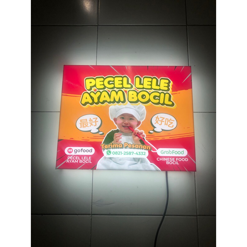 Neon box persegi 40x50cm custom