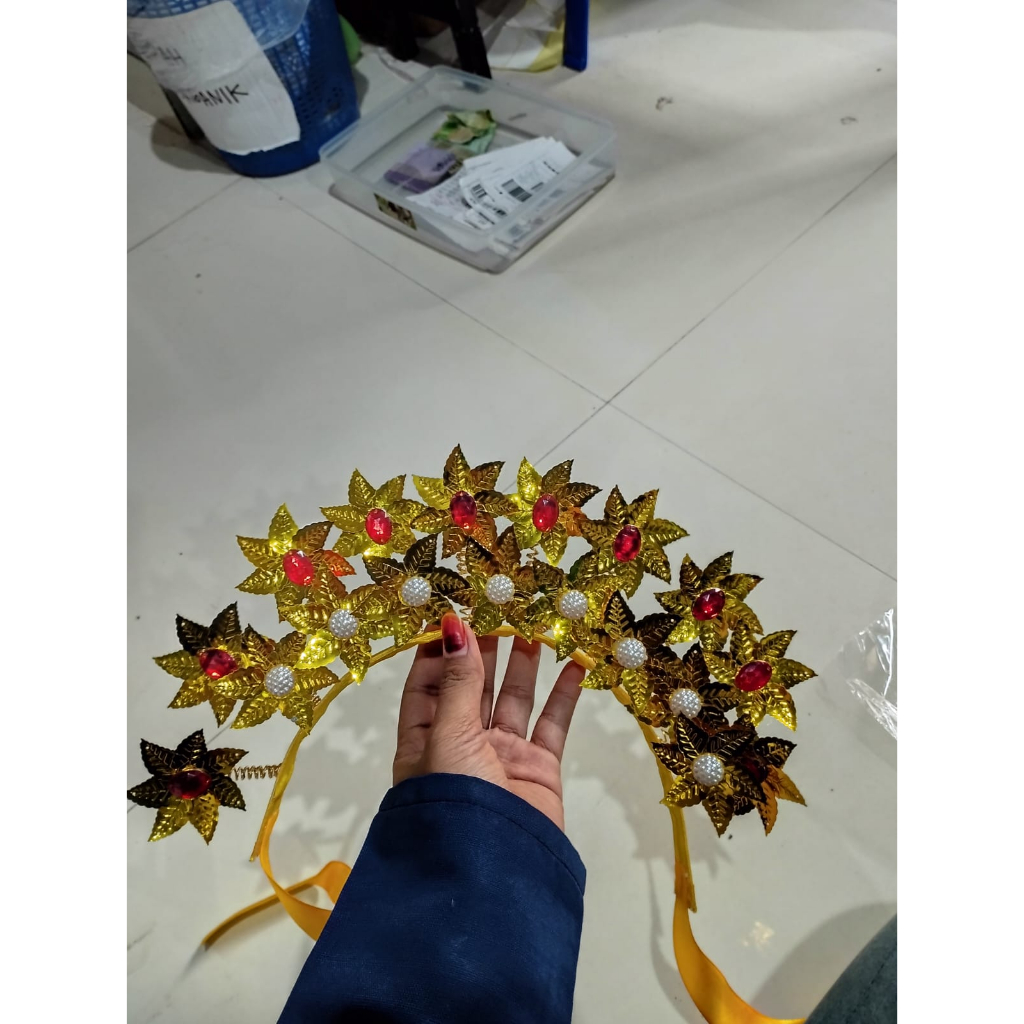 Mahkota makassar model bintang, sunting makassar, sunting adat bodo