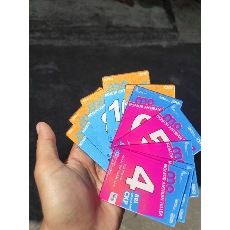 

custom akrilik nomor antrian 5x8 cm