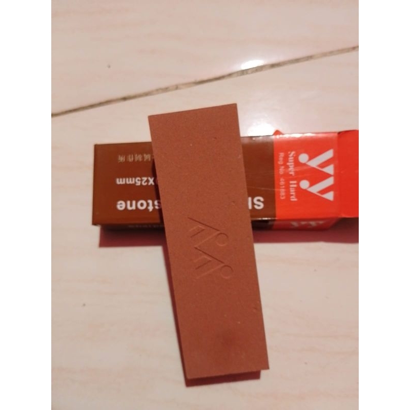 alat pengasah/ungkal