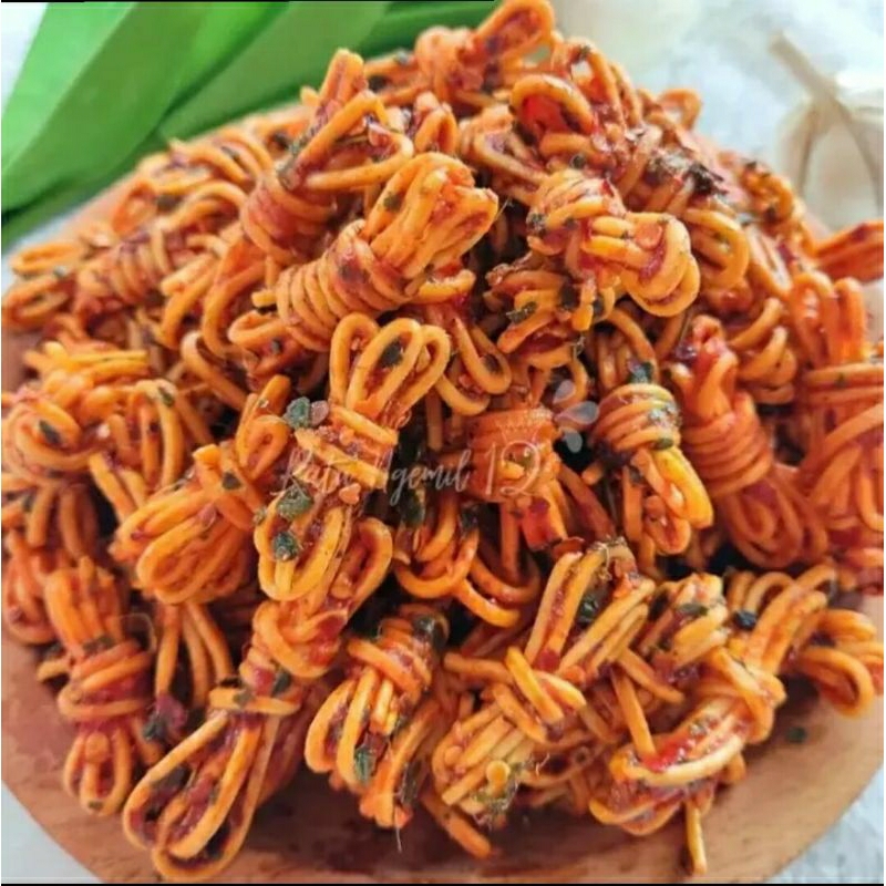 

mie gulung pedas daun jeruk 500gram